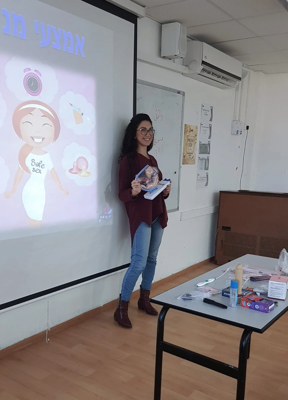 מוריה לאמעי - מנחה למיניות האדם ומחנכת למיניות למאות תלמידים ברחבי הארץ. מלמדת הכשרה לייעוץ מיני למטפלי נלפ בשיטת מלא